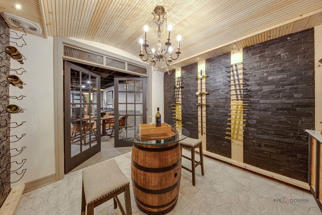 2221 Donegal Drive, Darien, IL 60561