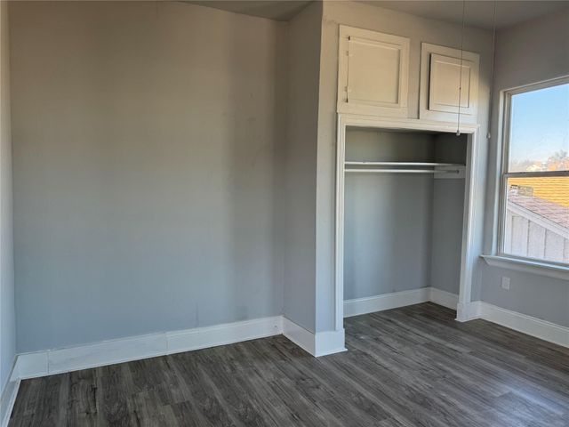 1015 30th Street Street 4, Galveston, TX 77550