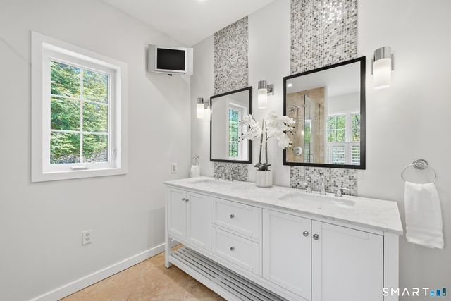 54 Fern Road, Mansfield, CT 06268
