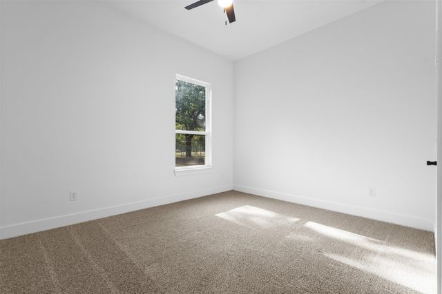 5609 Thousand Oaks Drive, Joshua, TX 76058