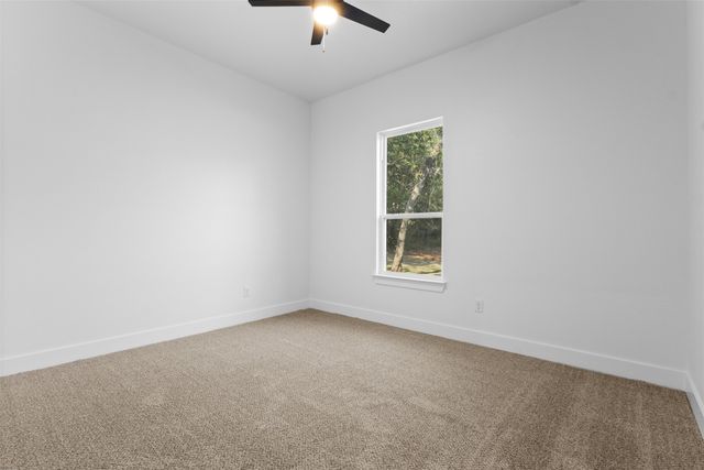 5609 Thousand Oaks Drive, Joshua, TX 76058