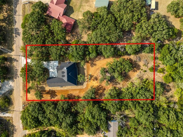 5609 Thousand Oaks Drive, Joshua, TX 76058