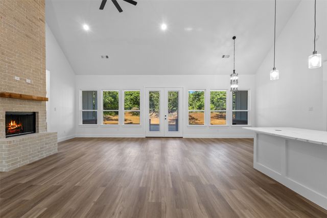5609 Thousand Oaks Drive, Joshua, TX 76058
