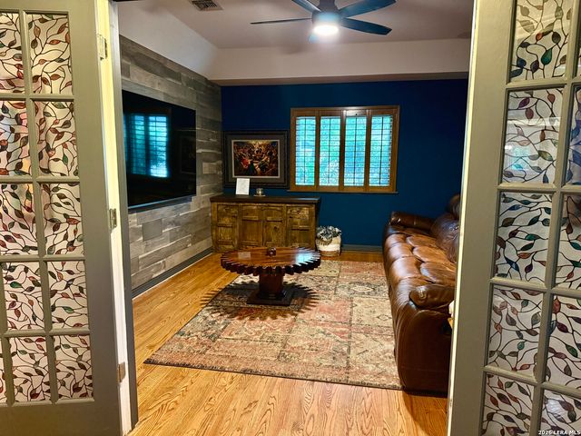 8530 FAIRWAY GREEN DR, Fair Oaks Ranch, TX 78015