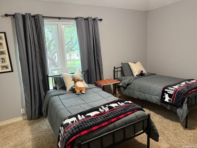 8530 FAIRWAY GREEN DR, Fair Oaks Ranch, TX 78015