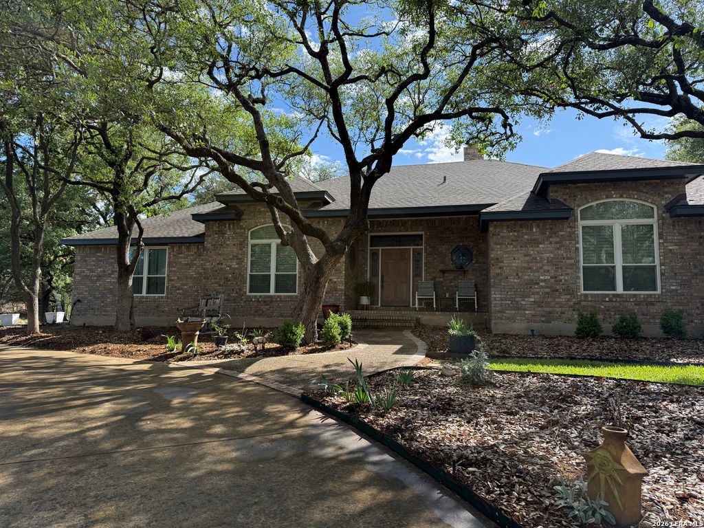 8530 FAIRWAY GREEN DR, Fair Oaks Ranch, TX 78015