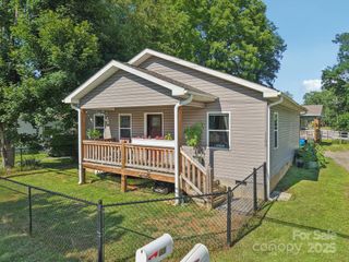 1193 Brown Avenue, Waynesville, NC 28786