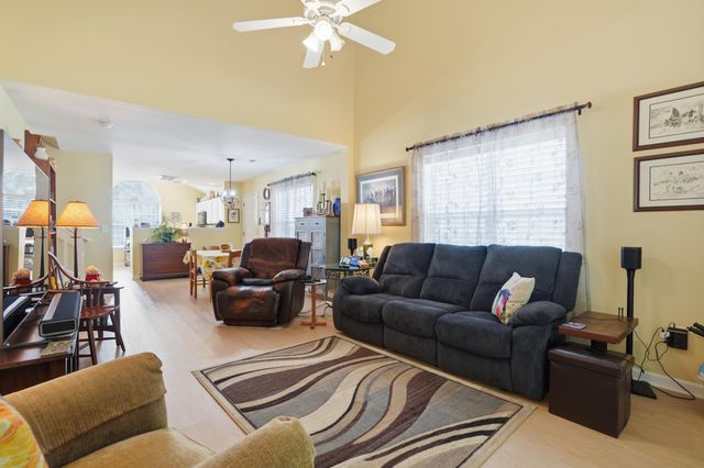 8663 Grassy Oak Trail, North Charleston, SC 29420