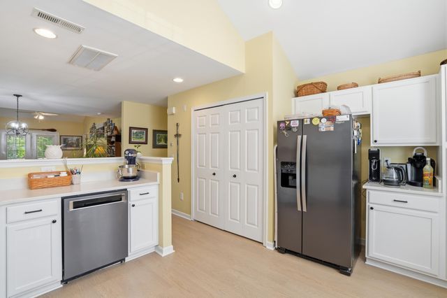 8663 Grassy Oak Trail, North Charleston, SC 29420