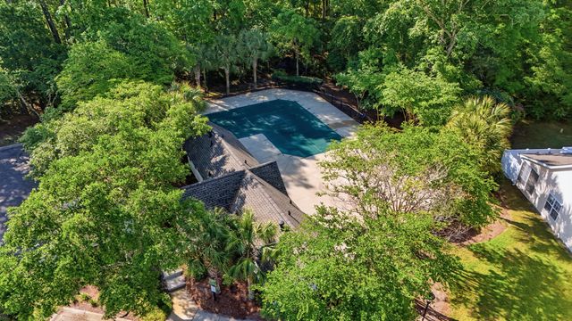 8663 Grassy Oak Trail, North Charleston, SC 29420