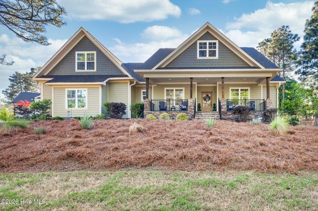 111 Ritter Drive, West End, NC 27376