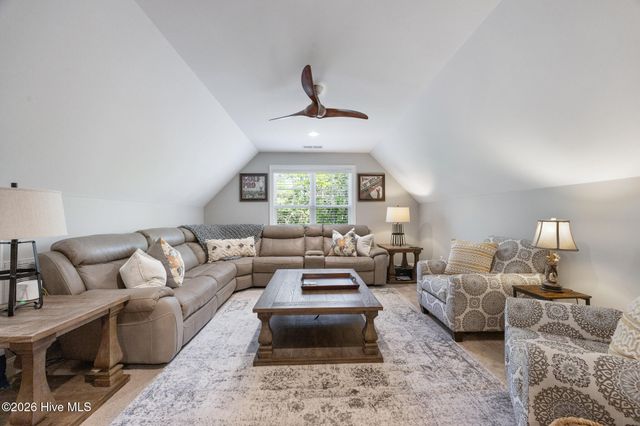 111 Ritter Drive, West End, NC 27376