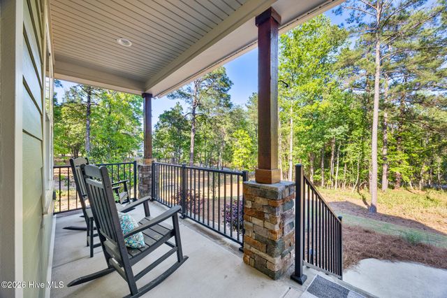 111 Ritter Drive, West End, NC 27376
