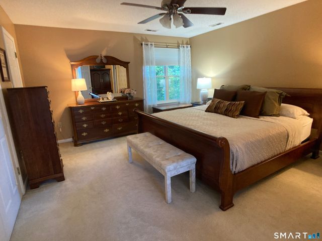 104 Redstone Circle 104, Rocky Hill, CT 06067