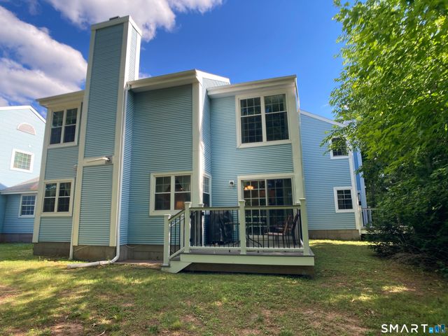 104 Redstone Circle 104, Rocky Hill, CT 06067