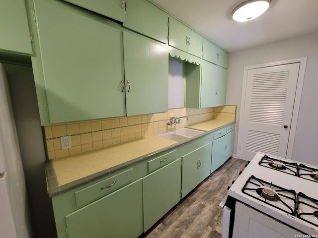 340 Natalen Ave Apt 3, San Antonio, TX 78209