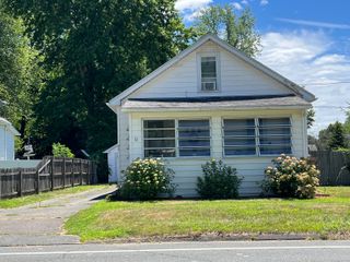 32 Brainard Road, Enfield, CT 06082
