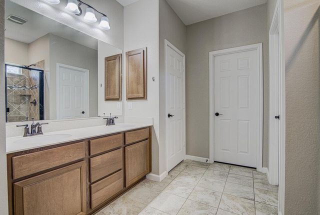 104 Kyndals Meadow CV, Georgetown, TX 78628