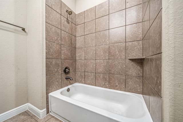 9908 Prairie House Lane, Houston, TX 77080