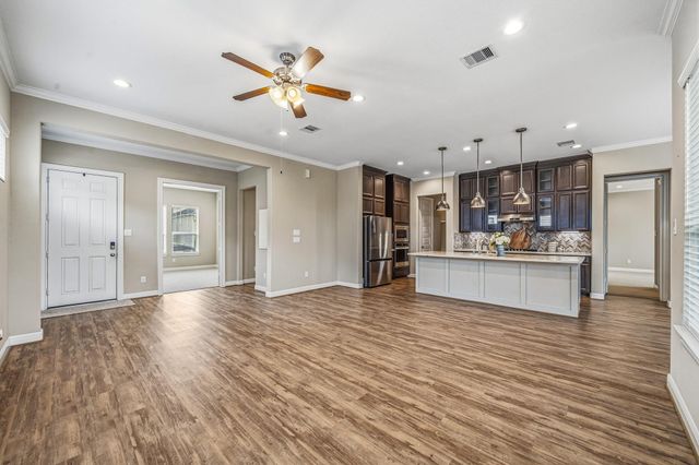 9908 Prairie House Lane, Houston, TX 77080