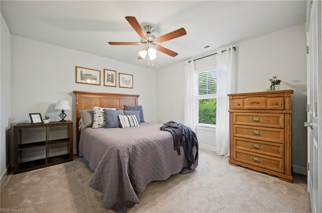 2534 Seven Eleven RD, Chesapeake, VA 23322