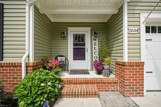 2534 Seven Eleven RD, Chesapeake, VA 23322