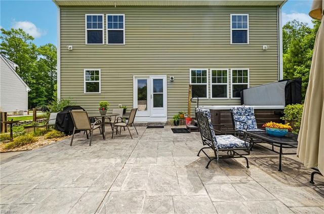2534 Seven Eleven RD, Chesapeake, VA 23322