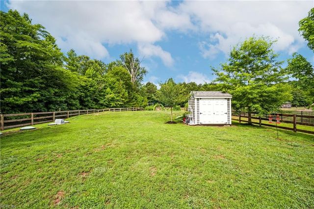2534 Seven Eleven RD, Chesapeake, VA 23322