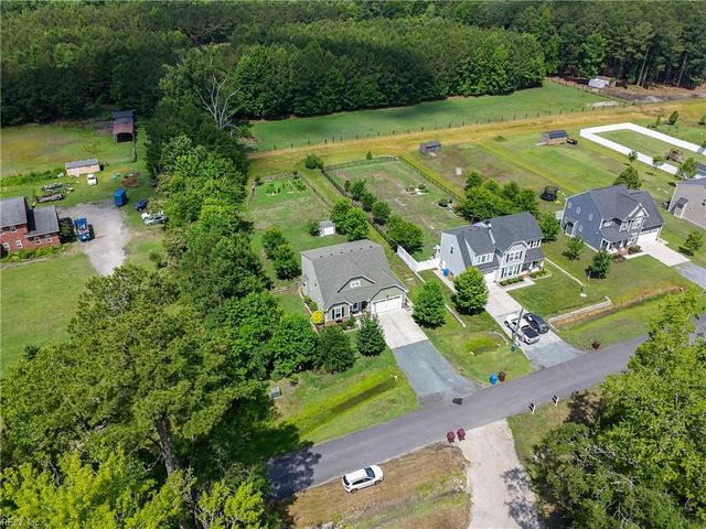 2534 Seven Eleven RD, Chesapeake, VA 23322