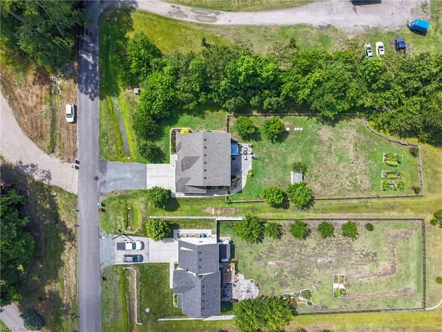 2534 Seven Eleven RD, Chesapeake, VA 23322