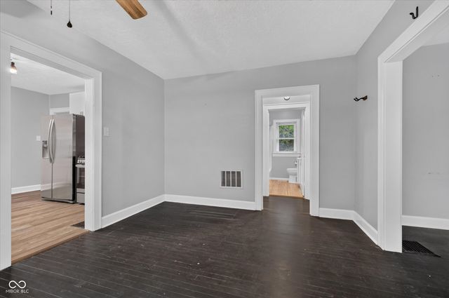 1003 W Troy Avenue, Indianapolis, IN 46225
