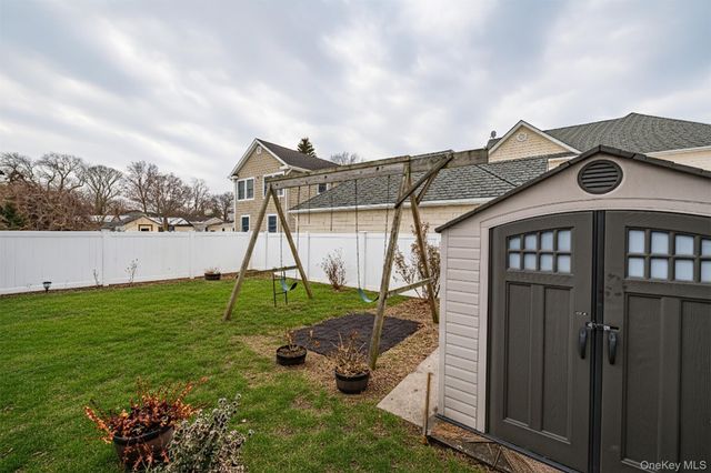 4 Morgan Avenue, Port Jefferson Station, NY 11776