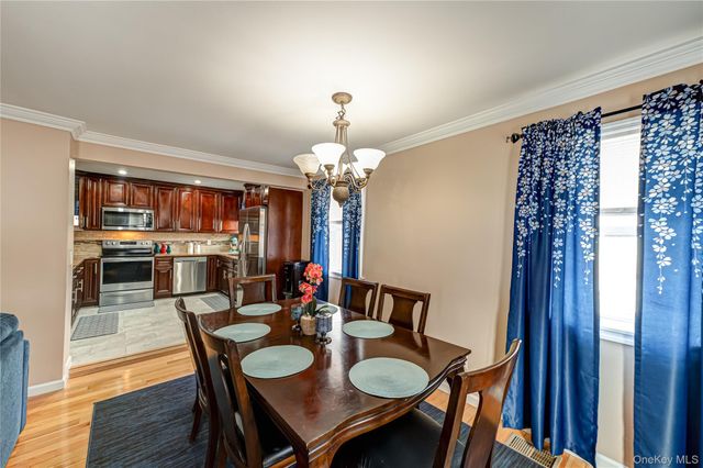 4 Morgan Avenue, Port Jefferson Station, NY 11776