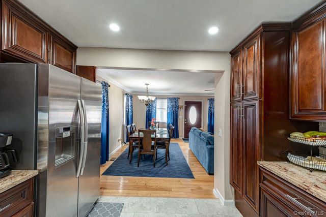 4 Morgan Avenue, Port Jefferson Station, NY 11776