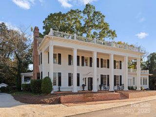 4016 Nettie Court, Charlotte, NC 28211