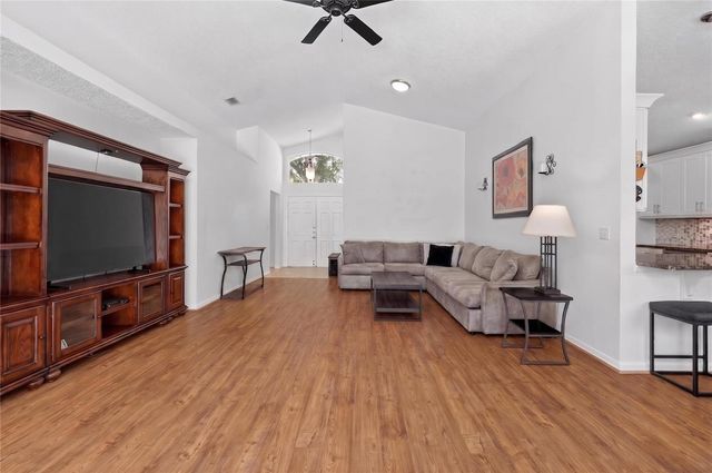 2272 MALLORY CIR CIRCLE, Haines City, FL 33844