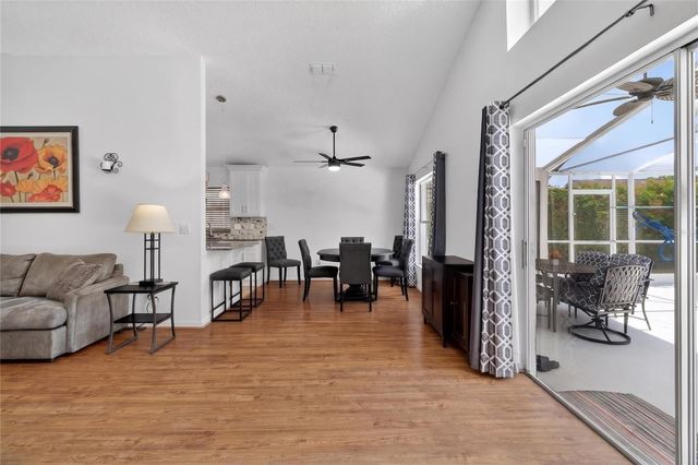 2272 MALLORY CIR CIRCLE, Haines City, FL 33844