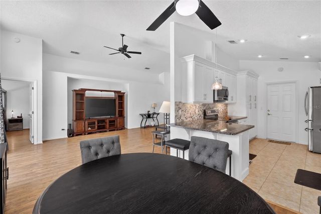 2272 MALLORY CIR CIRCLE, Haines City, FL 33844