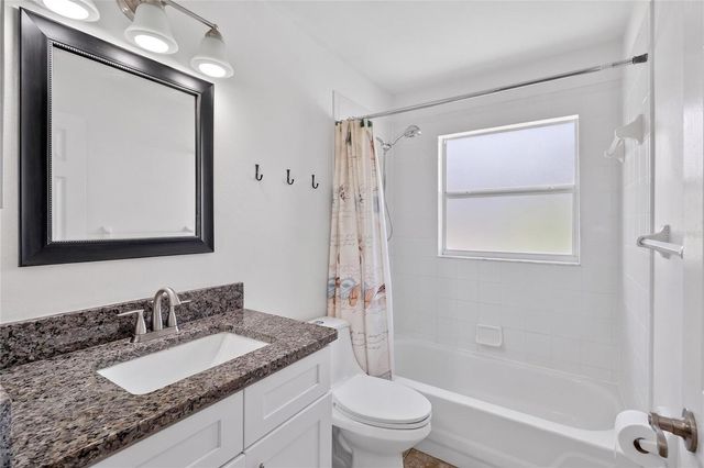 2272 MALLORY CIR CIRCLE, Haines City, FL 33844