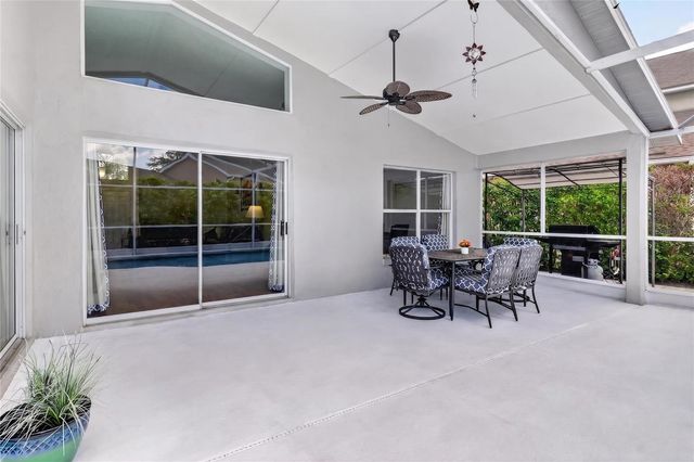 2272 MALLORY CIR CIRCLE, Haines City, FL 33844