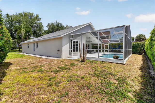 2272 MALLORY CIR CIRCLE, Haines City, FL 33844