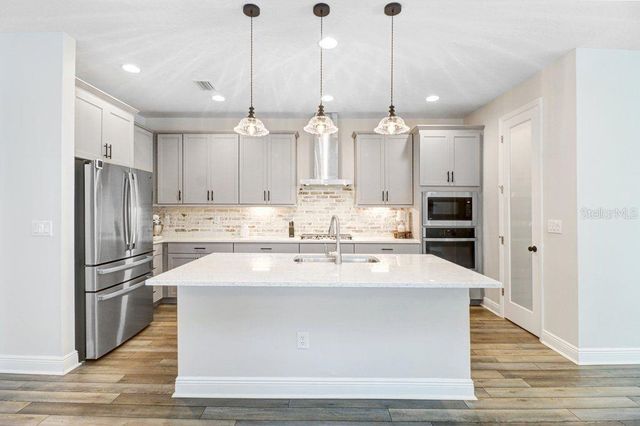 14610 HORSE TROT ROAD, Lithia, FL 33547