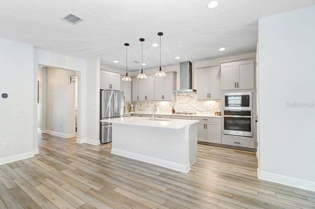 14610 HORSE TROT ROAD, Lithia, FL 33547