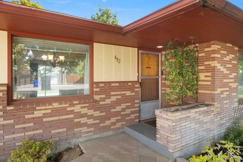 402 S Utah Ave, Fruitland, ID 83619 photo 4