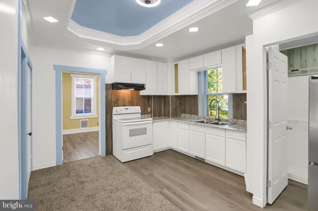 511 E MAIN ST, Middleburg, PA 17842