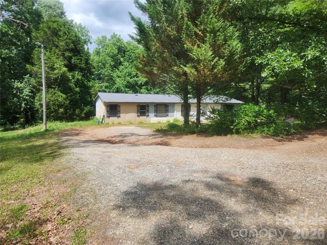 135 Watson Avenue, Taylorsville, NC 28681
