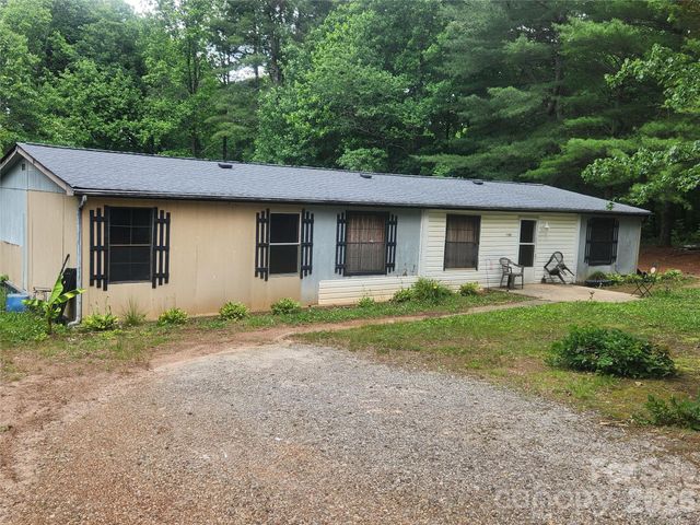 135 Watson Avenue, Taylorsville, NC 28681