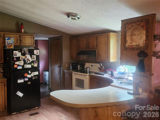 135 Watson Avenue, Taylorsville, NC 28681
