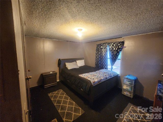 135 Watson Avenue, Taylorsville, NC 28681
