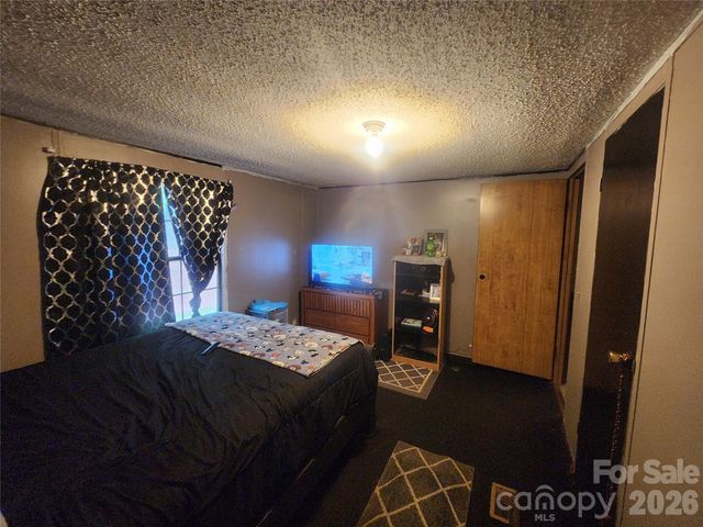 135 Watson Avenue, Taylorsville, NC 28681